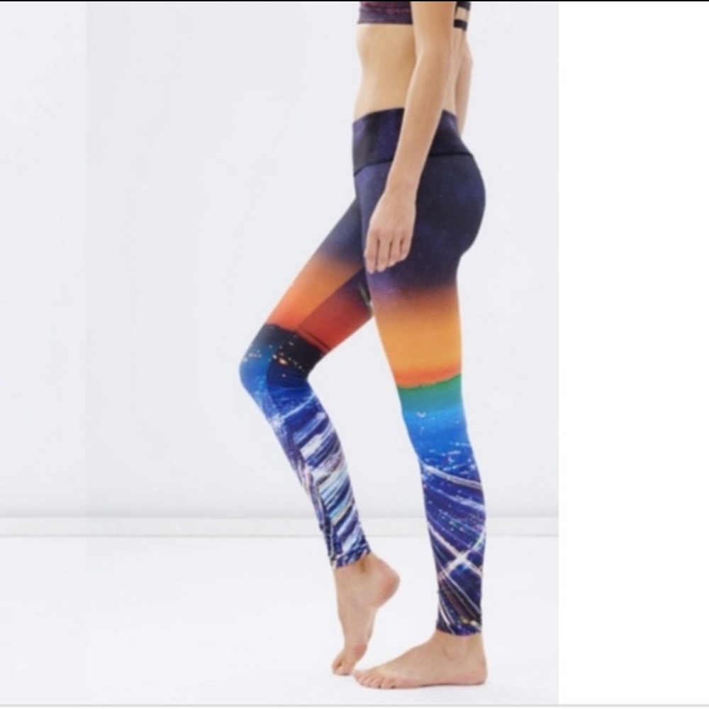 Onzie City of Angels Legging Size Small/Medium - Picture 10 of 10